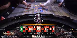 Крути шары в Red Door Roulette Погружение в мир азартных игр